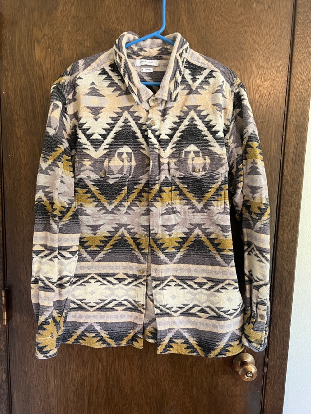 Urban outfitters woven Aztec men’s  button up shirt XL